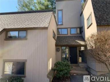 Main picture of 43 Great Meadow Ln