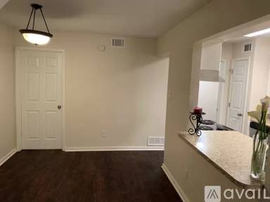 Main picture of 1200 Tyra Ln