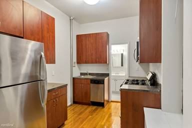 Main picture of 358 W 45th St