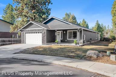 Main picture of 60817 Yellow Leaf St