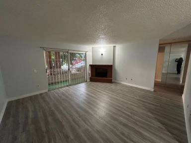 Main picture of 266 Adams St