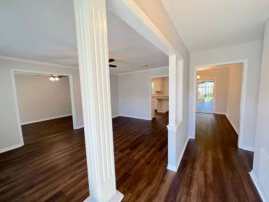 Main picture of 123 Davidson Ave