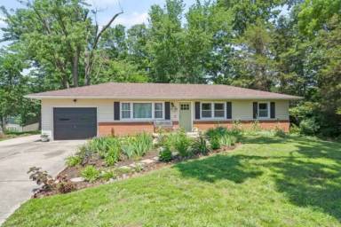 Main picture of 3709 Evergreen Ln