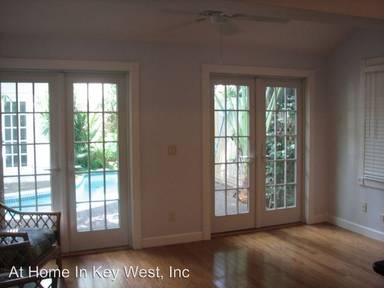 Main picture of 725 Frances St