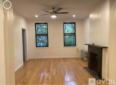 Main picture of 1135 Decatur St