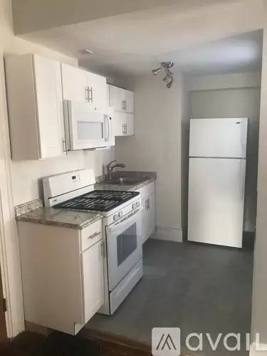 Main picture of 415 4th St SE