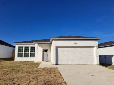 Main picture of 3361 Noor St