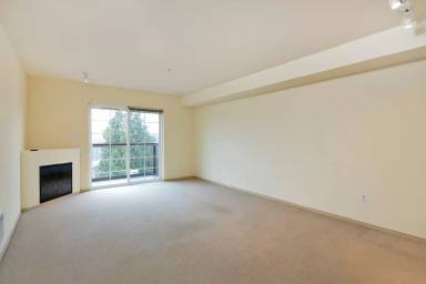 Main picture of 9514 Stone Ave N