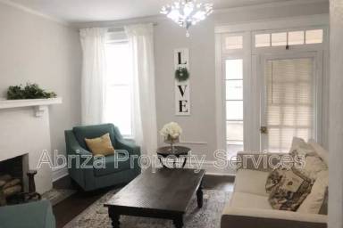 Main picture of 3801 Lafayette Ave