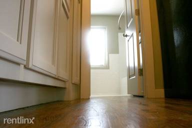 Main picture of 625 S Elgin Ave