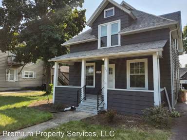 Main picture of 932 Oak St