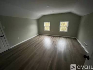 Main picture of 3392 Creek Rd