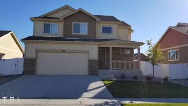 Main picture of 1004 Muntjac St