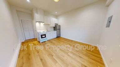 Main picture of 2619 High St