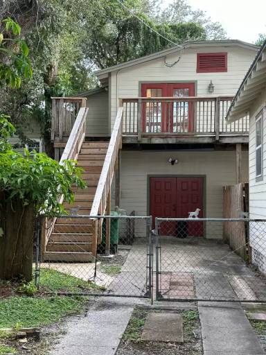 Main picture of 204 W Crest Ave