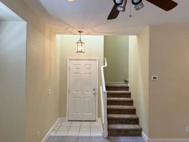 Main picture of 10812 Avenzano St