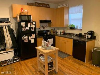 Main picture of 1254 N Greenview Ave