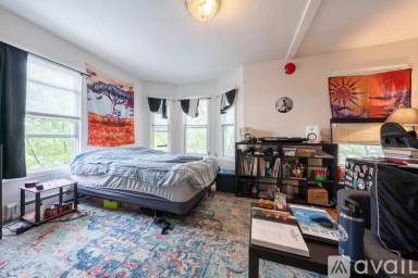 Main picture of 309 Elm St