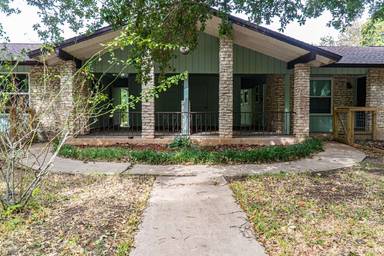 Main picture of 1310 Saint Edwards Dr