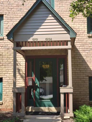 Main picture of 6204 Highland Ct