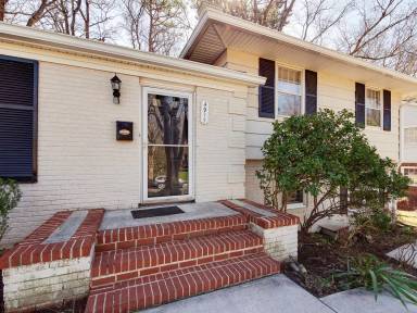 Main picture of 4917 White Oak Rd