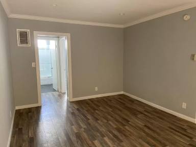 Main picture of 116 North Berendo Street - 07