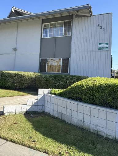 Main picture of 631 W Channel Islands Blvd