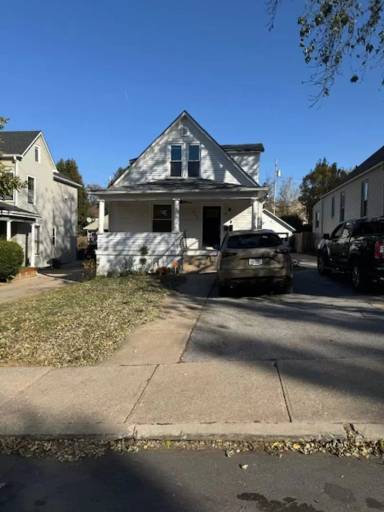 Main picture of 1029 S 31st St