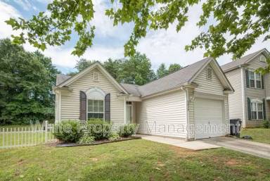 Main picture of 2828 Oasis Ln