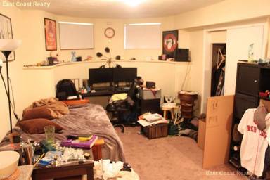 Main picture of 1124 Commonwealth Ave