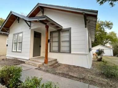 Main picture of 3216 Homan Ave