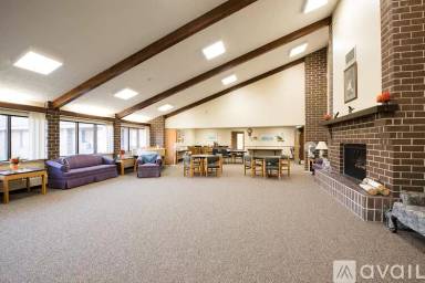 Main picture of 1441 Maple Dr
