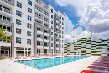 Main picture of 6105 NW 104th Ct