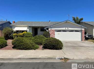 Main picture of 16597 Selby Dr