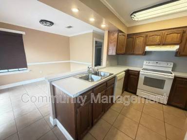 Main picture of 5140 W Hunters Chapel Ct