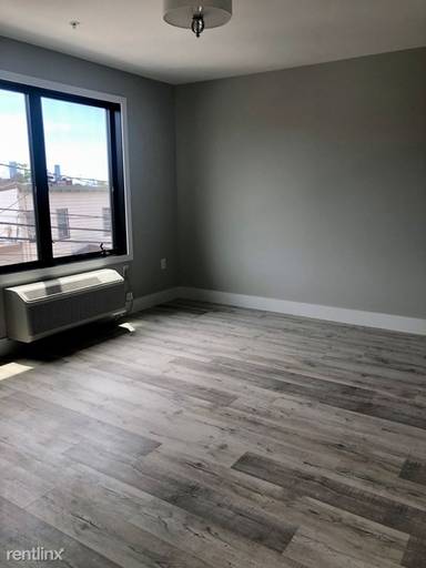 Main picture of 6205 Meadowview Ave