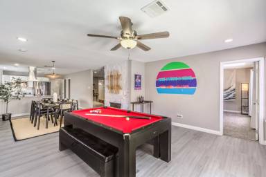 Main picture of 5048 Champions Ave