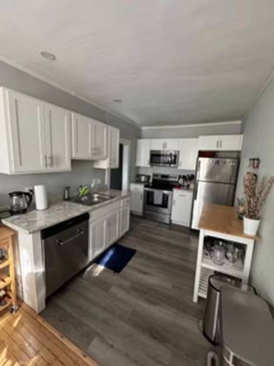 Main picture of 19 School St