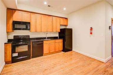 Main picture of 1609 Saint Paul St