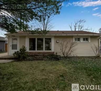 Main picture of 60 Meadow Lea Dr