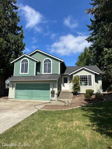 Main picture of 5108 Rainier Dr E
