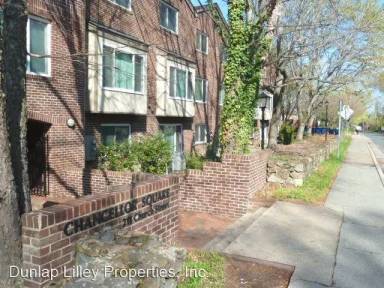 Main picture of Chancellor's Square Condos