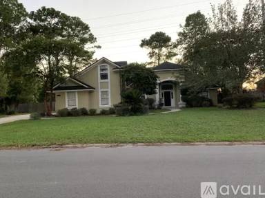 Main picture of 3204 Southern Hills Cir W