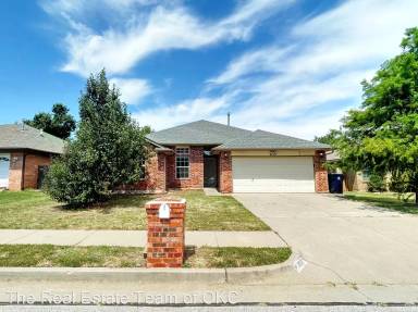 Main picture of 8113 Aaron Dr