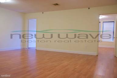 Main picture of 1124-26 Boylston St