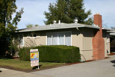 Main picture of 3125 Alma St