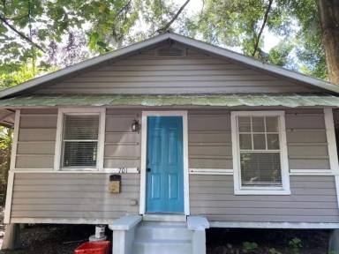 Main picture of 701 NW 4th Ave