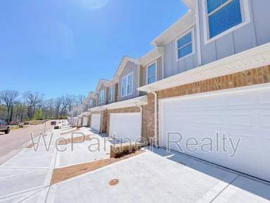 Main picture of 2614 Mills Commons Dr