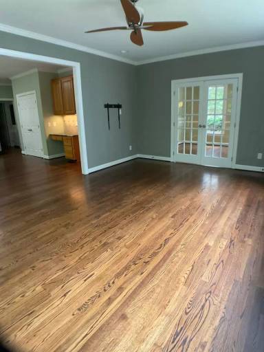 Main picture of 2112 Carriage Way
