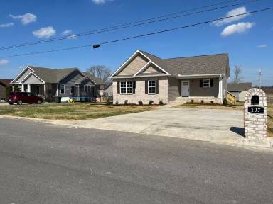 Main picture of 107 Thacker Dr